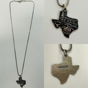 925 sterling silver Texas travel souvenir pendant & silvertone necklace chain